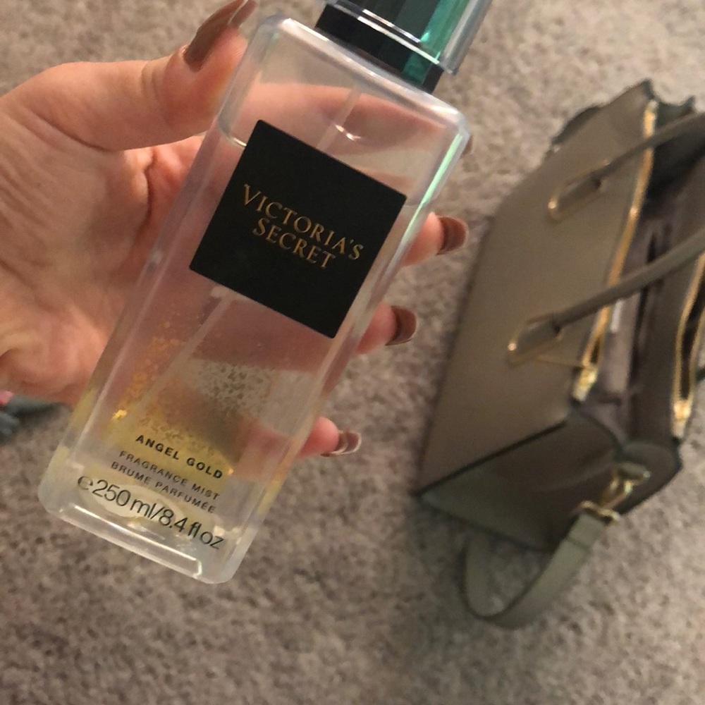 Woman parfume